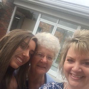 Meet your Posher, Carol